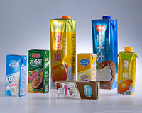 WSFM1100-2000型液體奶、飲料紙盒專用材料擠出復(fù)合淋膜機(jī)